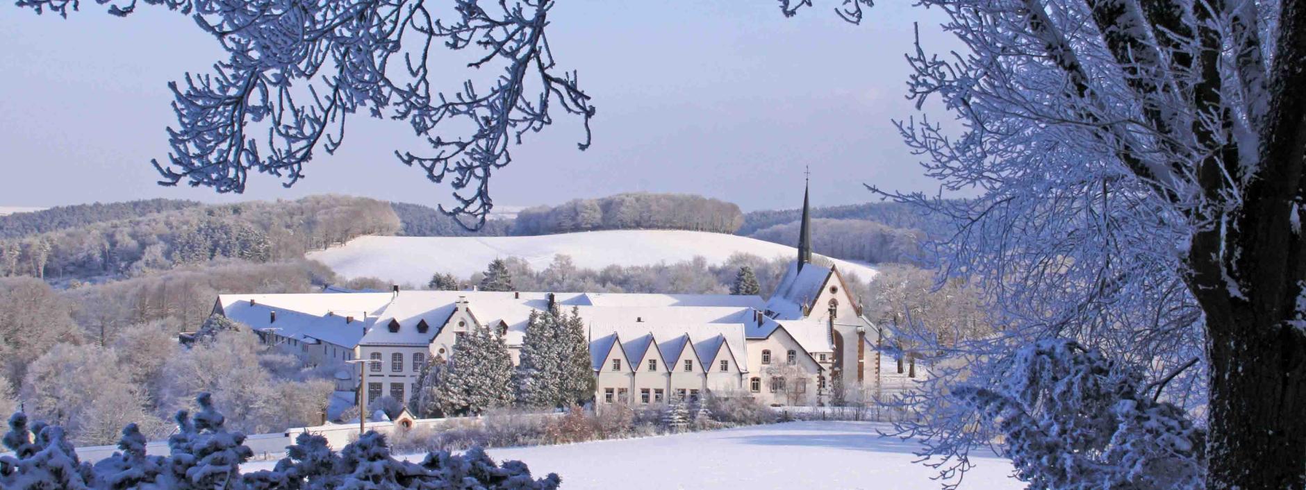 Winter - Ansicht vom Ehrenfriedhof Winter - Ansicht vom Ehrenfriedhof